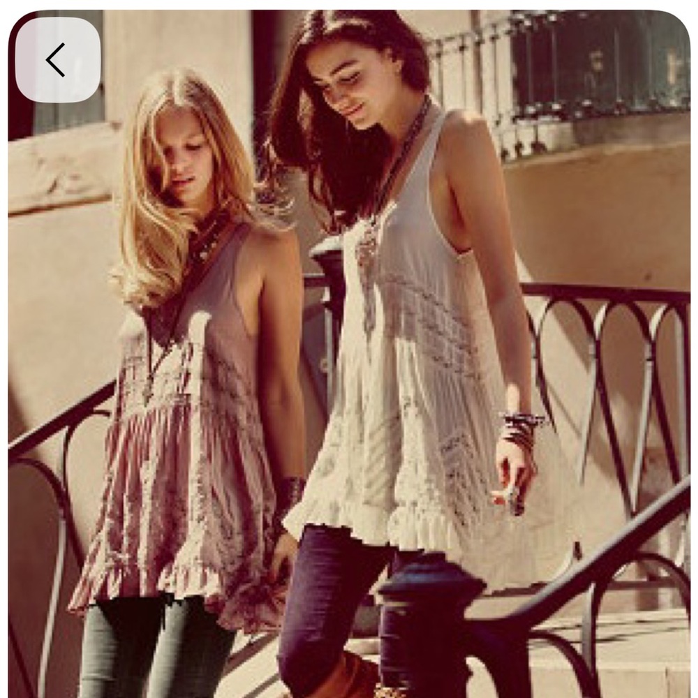 Free People Flowy Ruffle-Trim Tunic in Dusty Pink Size: XS